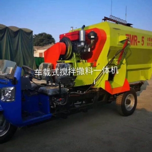 撒料車載攪拌一體機(jī)